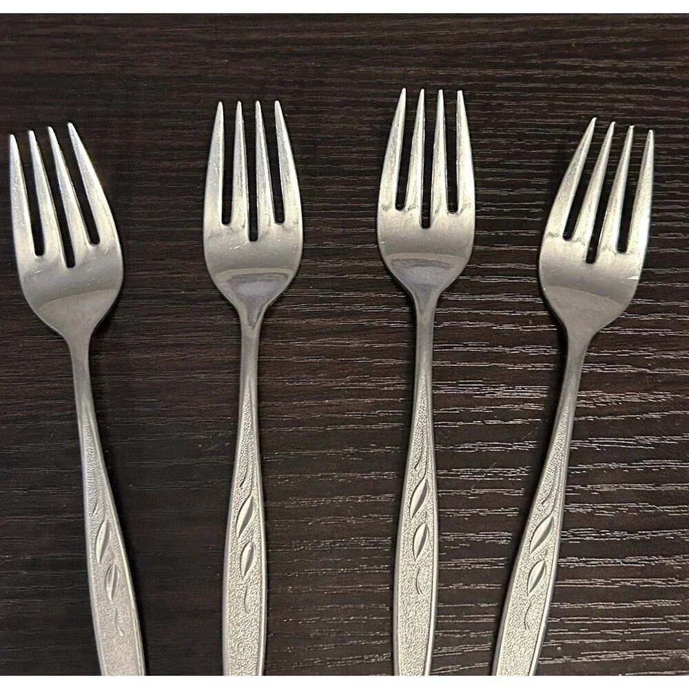 Vintage William A Rogers Premier Oneida LTD.  Royal Harvest Set of 4 Salad Forks